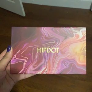 Hipdot pallet